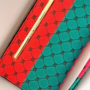 STEVE MADDEN Zip Around Wallet